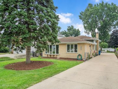 570 W Crockett Ave