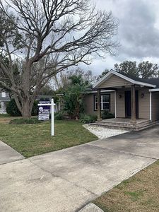 723 Riverside Dr