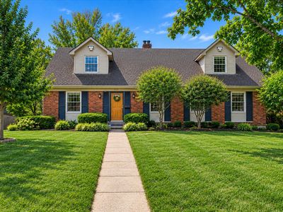 328 Leawood Dr