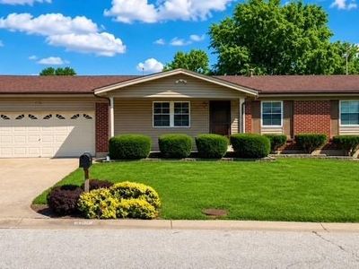 4116 Bridgehampton Dr