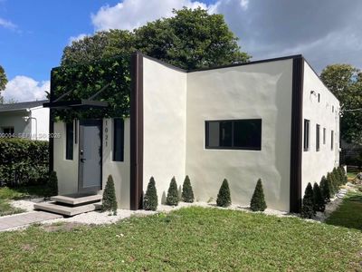 1021 NW 48th St