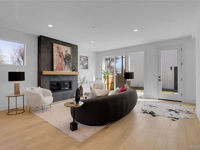 2802 S Delaware Street