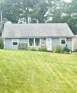 33737 South Lakeshore DRIVE