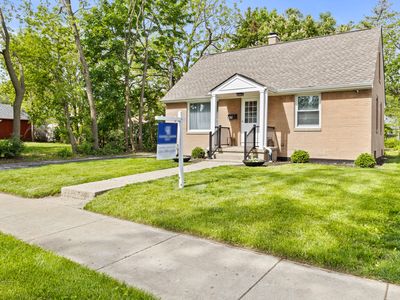 1012 Leith Ave