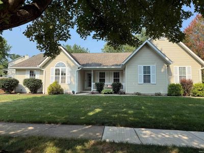 1201 W Aspen Ct
