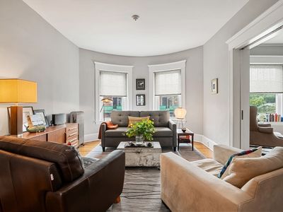 21 Grovenor Rd #3