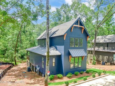 The Astor Plan, Magnolia Cove