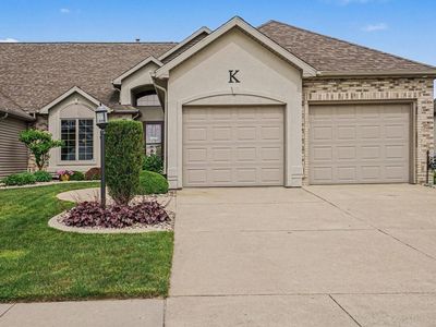 1073 Blackstone Blvd