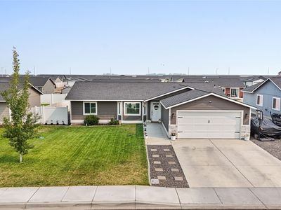 Property at 925 Mt Adams E, Othello, WA