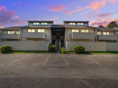 307 Greenmeadow Dr