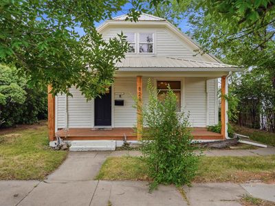 828 Farlow Ave