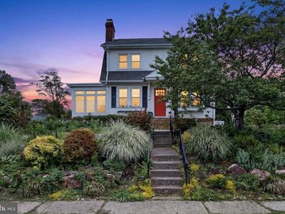 201 Evans Ave