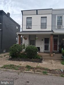 2119 Ruffner St
