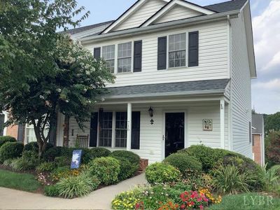 716 Wyndhurst Dr