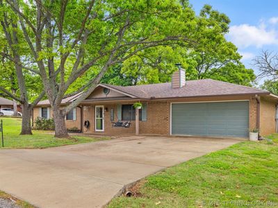 5634 Stonecreek Dr