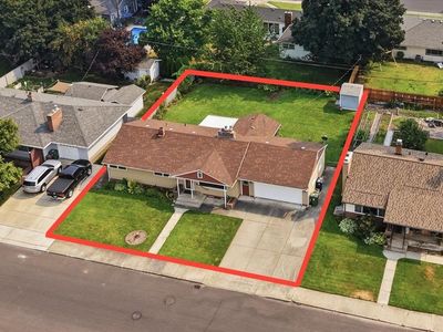 201 W Franklin Ct