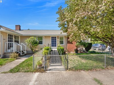 6134 NE Multnomah St