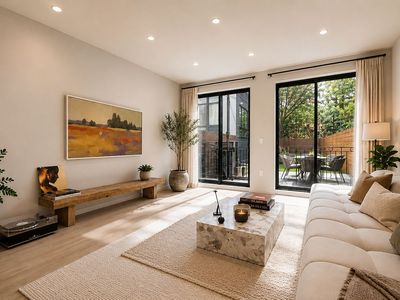 101 S 4th St #1