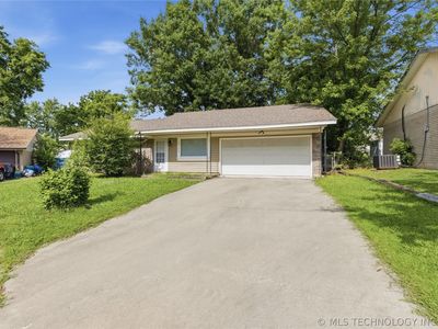 2766 S 133rd East Ave