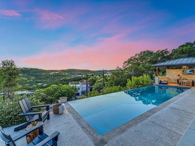 5304 Scenic View Dr
