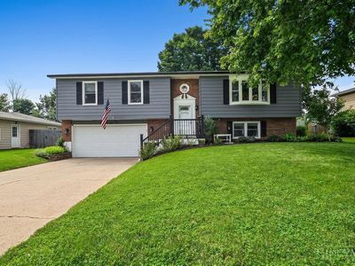 425 Meadow Ln