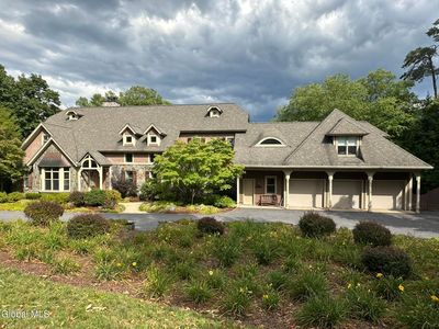 7938 Lakeshore Drive