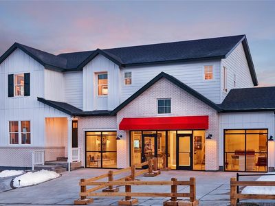 1720 Fox Trotter Point