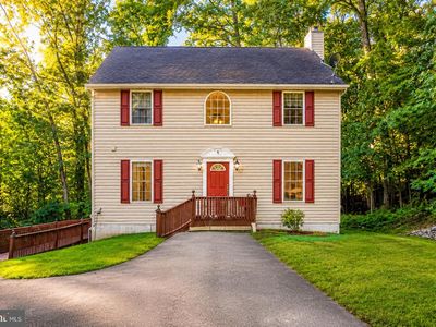 68 View Dr