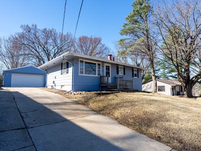 4563 Fairview Dr