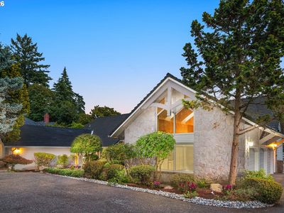 10221 SE Evergreen Hwy