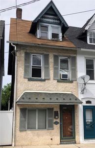 1167 Mechanic St