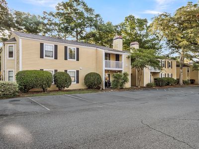 Property at 1054 Anna Knapp Blvd APT 2E, Mount Pleasant, SC
