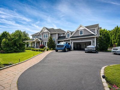 30 Hampton Drive