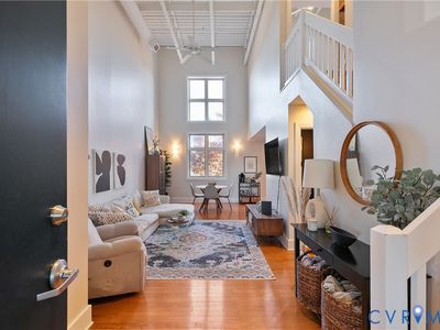 1907 W Cary St UNIT A