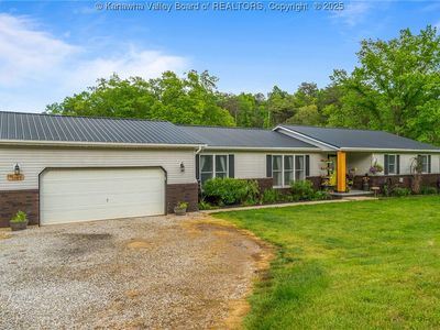 Property at 3589 Mount Union Rd, Fraziers Bottom, WV