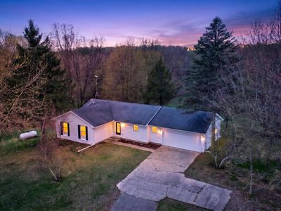 1865 Lindsey Rd