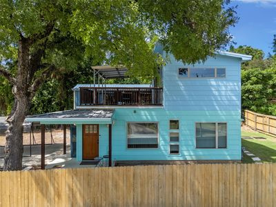 1501 Burnett Ave