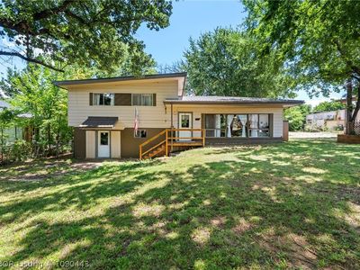 112 Emmaline Ave
