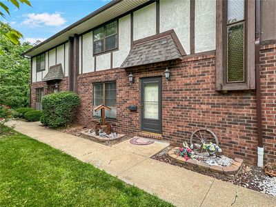 1229 N 17th St APT 22