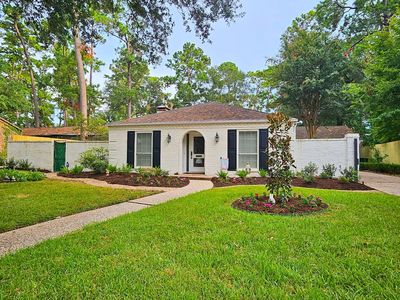 10115 Holly Springs Dr