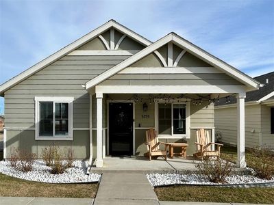 5255 Golden Hollow Rd