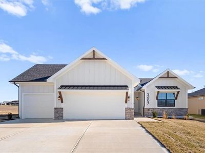 2225 SW Heartland Ct