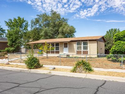 9810 S Darin Dr