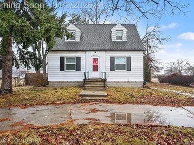 Property at 20781 Fifteen Mile Rd, Clinton Township, MI