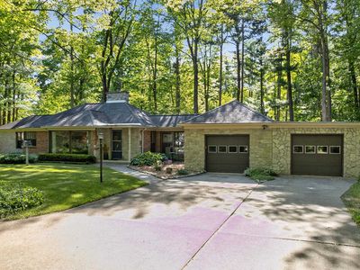 1820 Lawrence Dr
