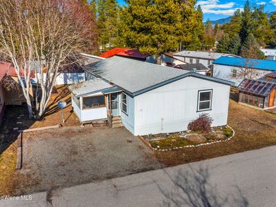 469010 Highway 95 Space 17