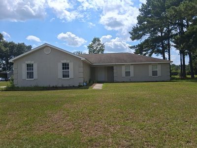 108 Red Oak Ln