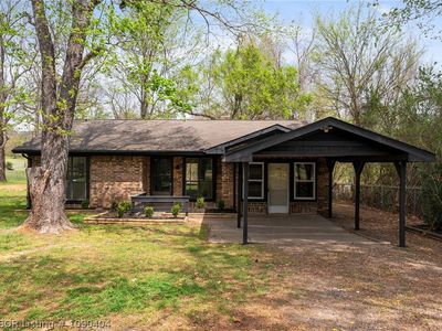 9506 Berry Ln