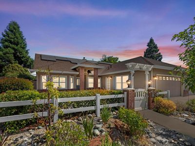 1811 Bradley Estates Dr