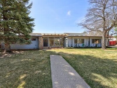 10 Kachina St